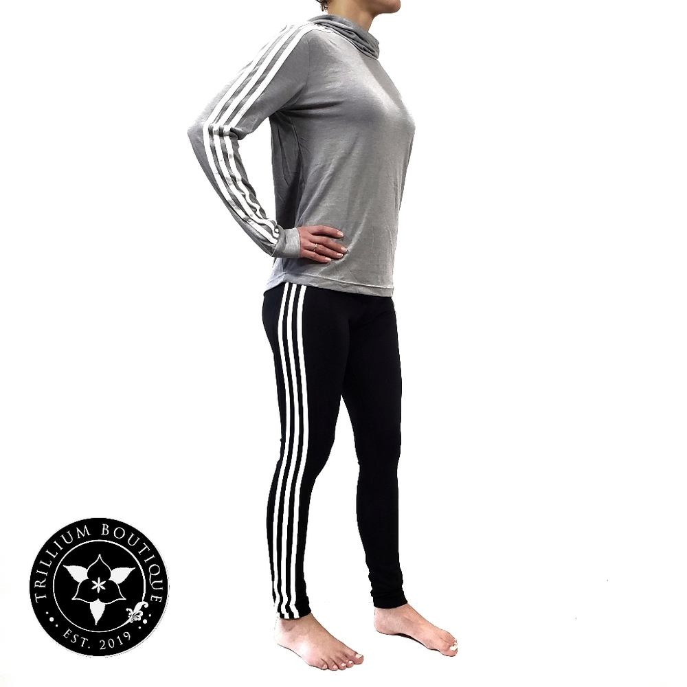 Adidas Climalite Women's Jersey Hoodie Light Gray Adidas Iconic Stripes & Logo - Picture 4 of 6